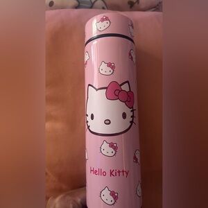 Hello Kitty smart thermos tumbler with temperature display